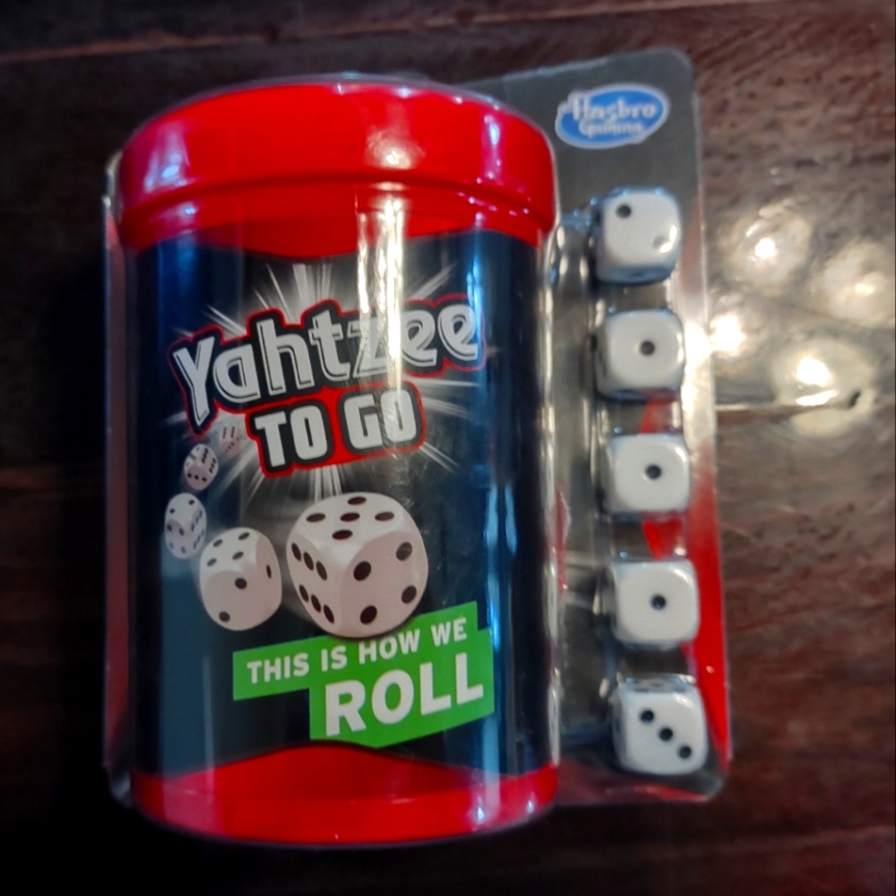 NWT Yahtzee To Go!